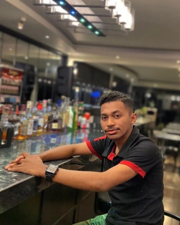 Langkah Nyata Menghadapi Generasi Emas: Perjalanan Rifaldi Gamgenora AGUSTUS 2026 — Di tengah gelombang perubahan zaman yang tak kenal henti, berdiri sosok pemuda yang tak hanya menunggu giliran, tetapi berjuang, mengasah keterampilan, dan membangun daya saing setinggi langit. Inilah wajah nyata Generasi Emas — pemuda yang tangguh, terampil, dan siap membawa Indonesia ke puncak kejayaan 2045. Oleh Rifaldi Gamgenora, pemuda asal Maluku yang secara konsisten menyuarakan pentingnya pembangunan karakter dan kompetensi sejak dini, generasi emas bukan sekadar mimpi atau slogan — melainkan hasil dari perjuangan nyata, disiplin yang tak kenal lelah, dan peningkatan kualitas diri yang berkelanjutan. Perjuangan adalah Sekolah Karakter…... https://siaran-berita.com/langkah-nyata-menghadapi-generasi-emas-perjalanan-rifaldi-gamgenora/ Langkah Nyata Menghadapi Generasi Emas: Perjalanan Rifaldi Gamgenora AGUSTUS 2026 — Di tengah gelombang perubahan zaman yang tak kenal henti, berdiri sosok pemuda yang tak hanya menunggu giliran, tetapi berjuang, mengasah keterampilan, dan membangun daya saing setinggi langit. Inilah wajah nyata Generasi Emas — pemuda yang tangguh, terampil, dan siap membawa Indonesia ke puncak kejayaan 2045. Oleh Rifaldi Gamgenora, pemuda asal Maluku yang secara konsisten menyuarakan pentingnya pembangunan karakter dan kompetensi sejak dini, generasi emas bukan sekadar mimpi atau slogan — melainkan hasil dari perjuangan nyata, disiplin yang tak kenal lelah, dan peningkatan kualitas diri yang berkelanjutan. Perjuangan adalah Sekolah Karakter…... https://siaran-berita.com/langkah-nyata-menghadapi-generasi-emas-perjalanan-rifaldi-gamgenora/